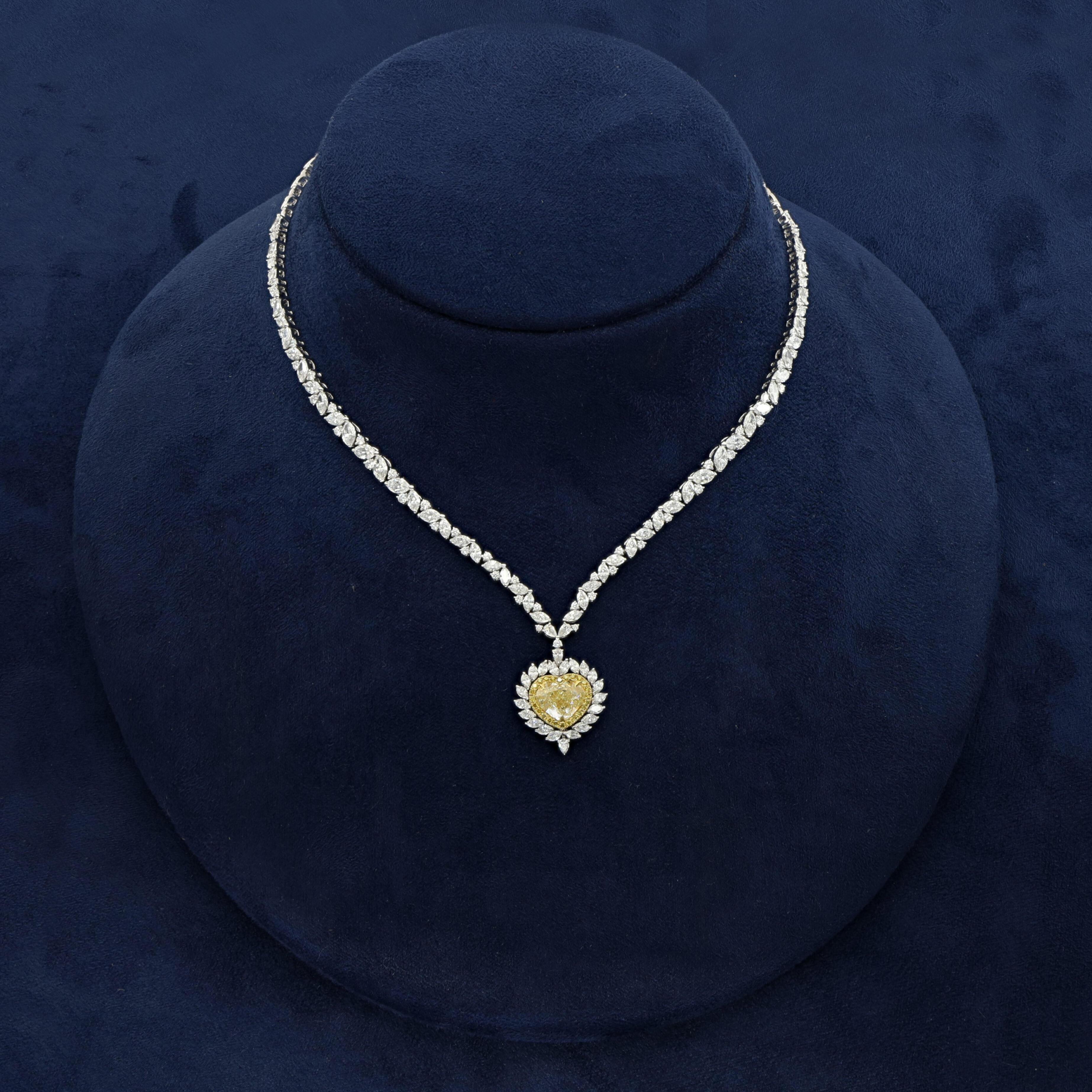 Collana di diamanti bianchi e gialli certificata GIA da 17,55 carati in oro 18k in vendita 3