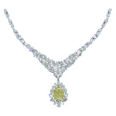 GIA Certified 17.55 carat Yellow and White Diamond Necklace 18k Gold