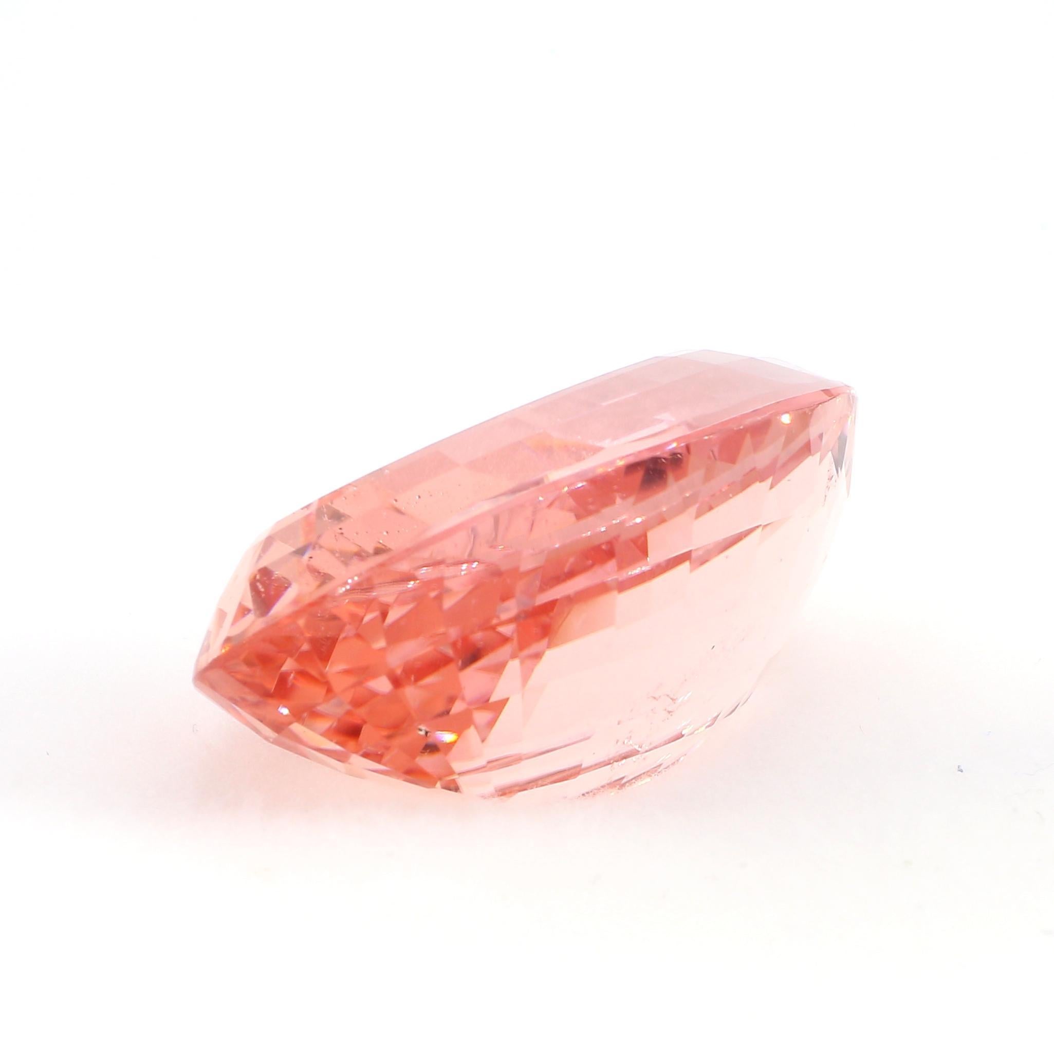 De las mujeres Collar Colgante Biselado Ovalado de Morganita Rosa Naranja Certificado GIA de 176 Quilates en venta