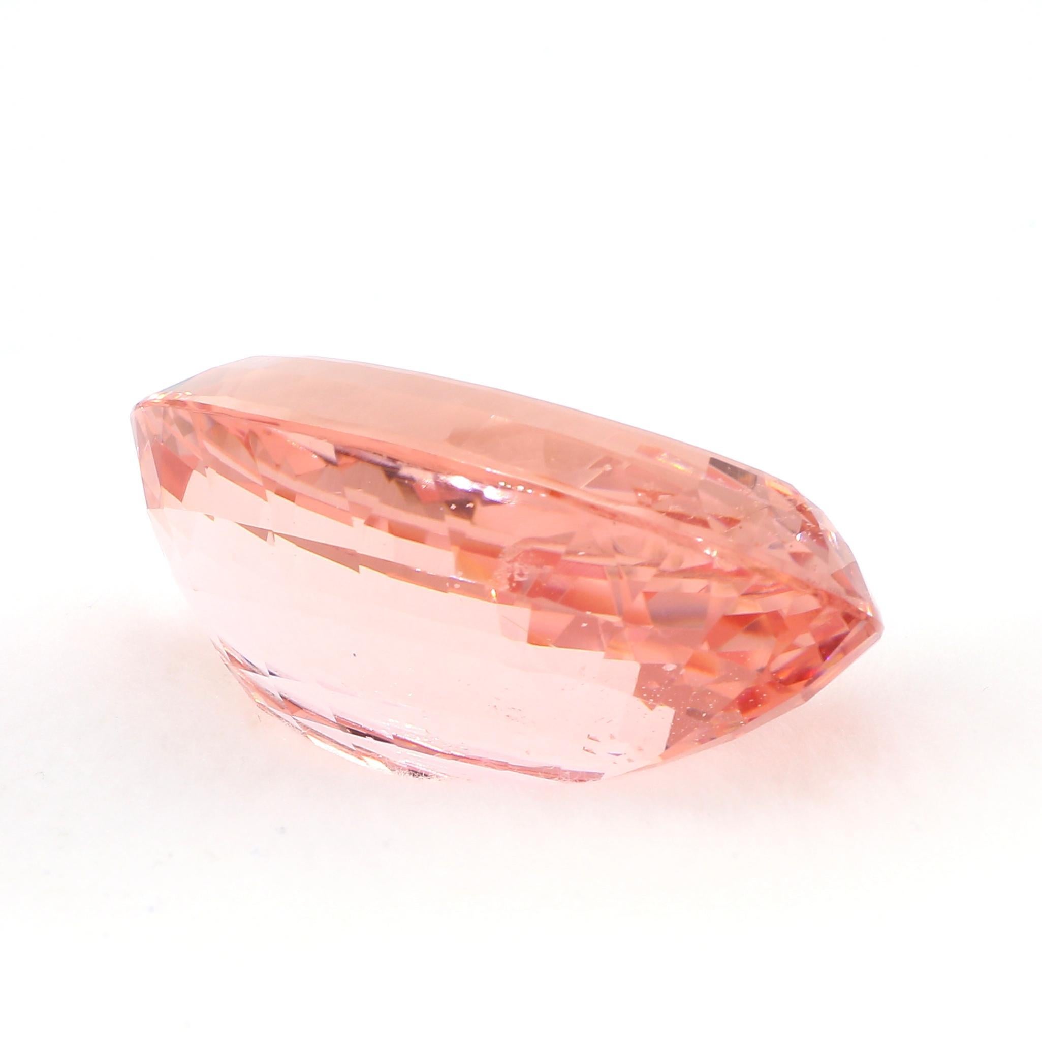 Collar Colgante Biselado Ovalado de Morganita Rosa Naranja Certificado GIA de 176 Quilates en venta 2