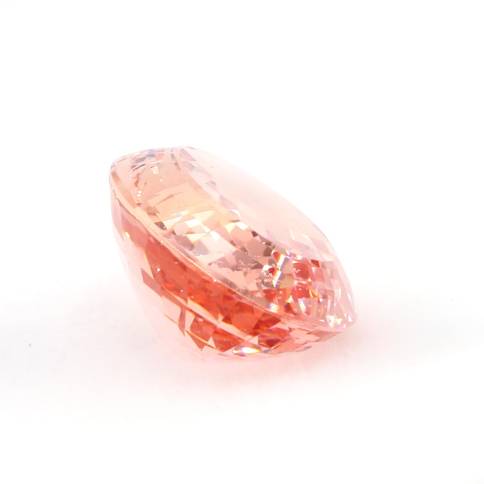 Collar Colgante Biselado Ovalado de Morganita Rosa Naranja Certificado GIA de 176 Quilates en venta 3