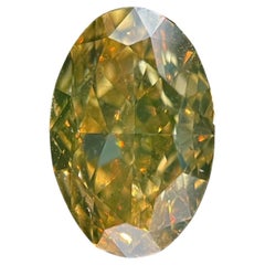 Diamant naturel ovale brillant certifié GIA de 1,76 ct de couleur jaune brunâtre Si1
