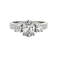 Anillo de diamantes ovalados y redondos de tres piedras de oro blanco de 18 quilates con certificado GIA de 1,79 quilates
