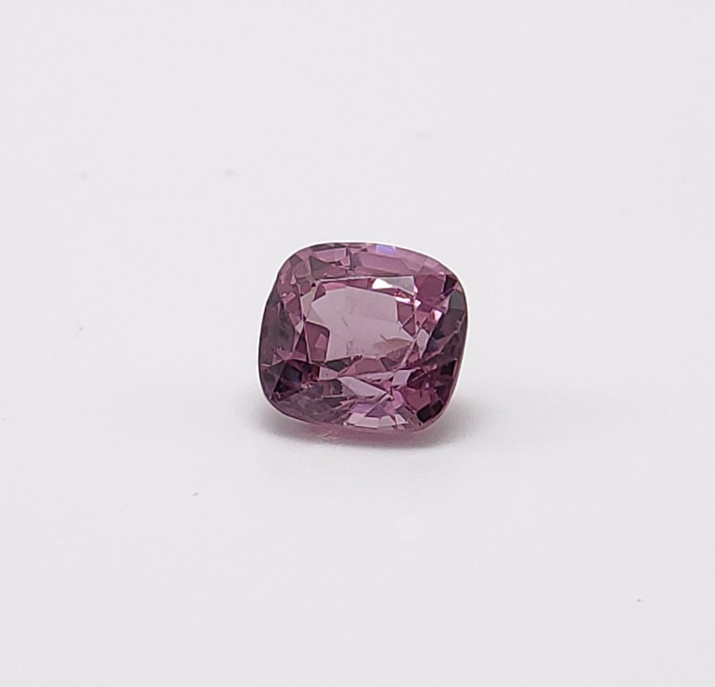 GIA Certified 1.79 Carat Spinel For Sale 1