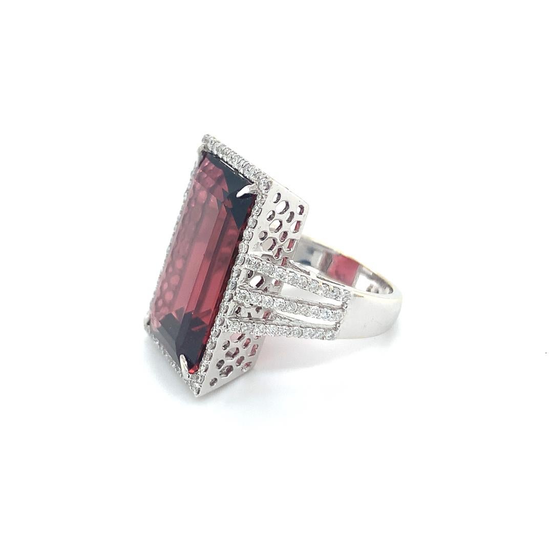 GIA-zertifizierter 17,98 Karat rosa Turmalin-Diamant-Ring (Achteckschliff) im Angebot