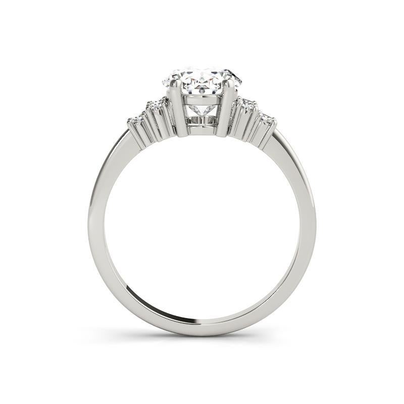 GIA-zertifizierter 1.7ct Oval Classic Cluster Multi-Stone Platin Diamantring im Zustand „Neu“ im Angebot in New York, NY