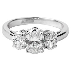 Rapporto GIA Certificato Taglio Ovale E VS 3 Pietre 1,7 Carati  Anello con diamante 18k Whiting