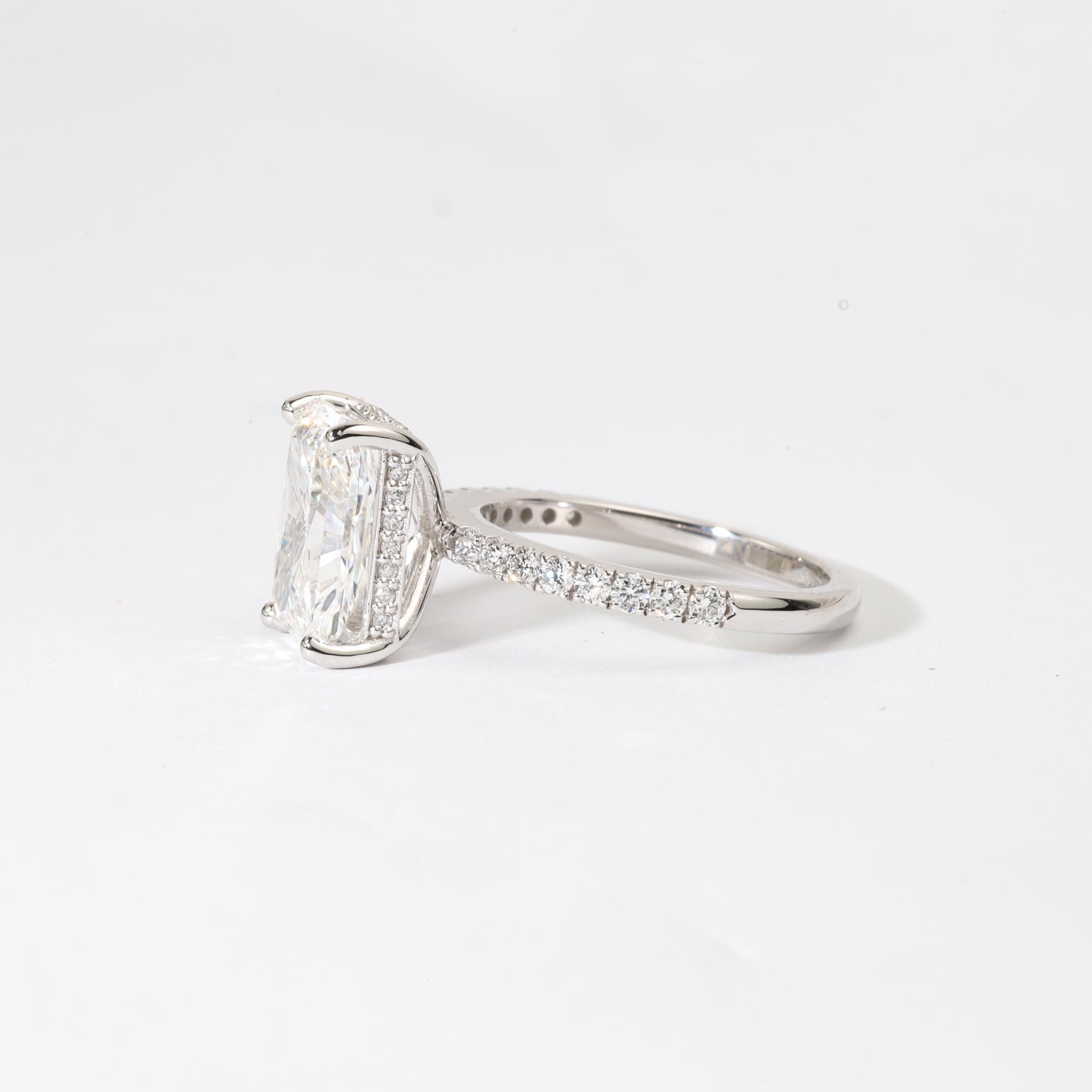 Art Deco GIA Certified 4.1ct Radiant-Cut Diamond Hidden Halo Engagement Ring in 18K Gold For Sale