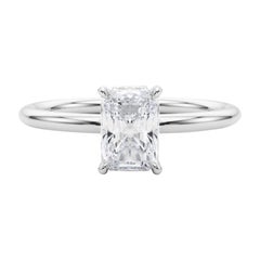 GIA-zertifizierter 1.8 Karat verborgener Halo-Radiant  Diamantring
