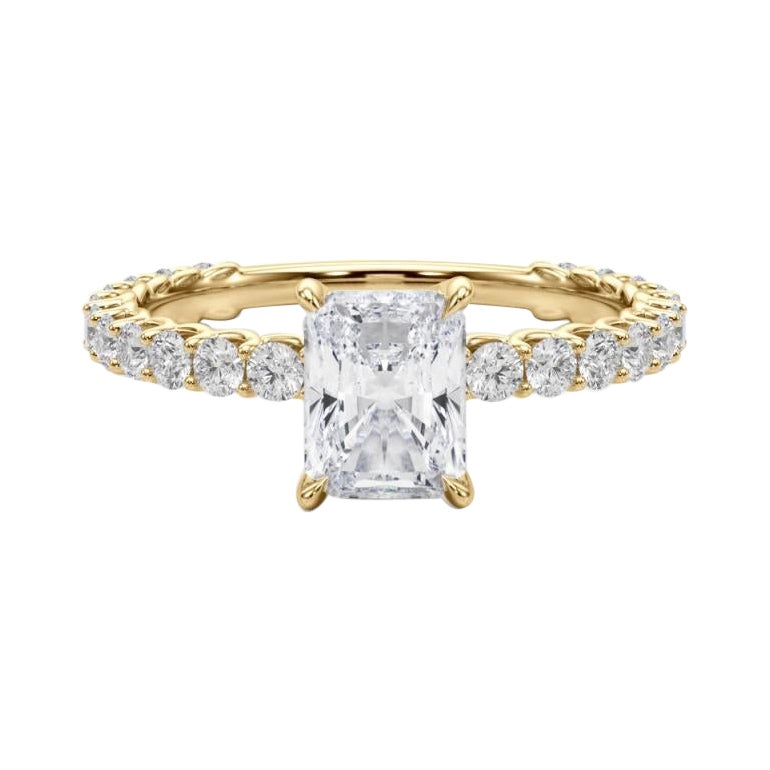 Anello di diamanti a eternità parziale con radiante da 1.8 carati certificato GIA