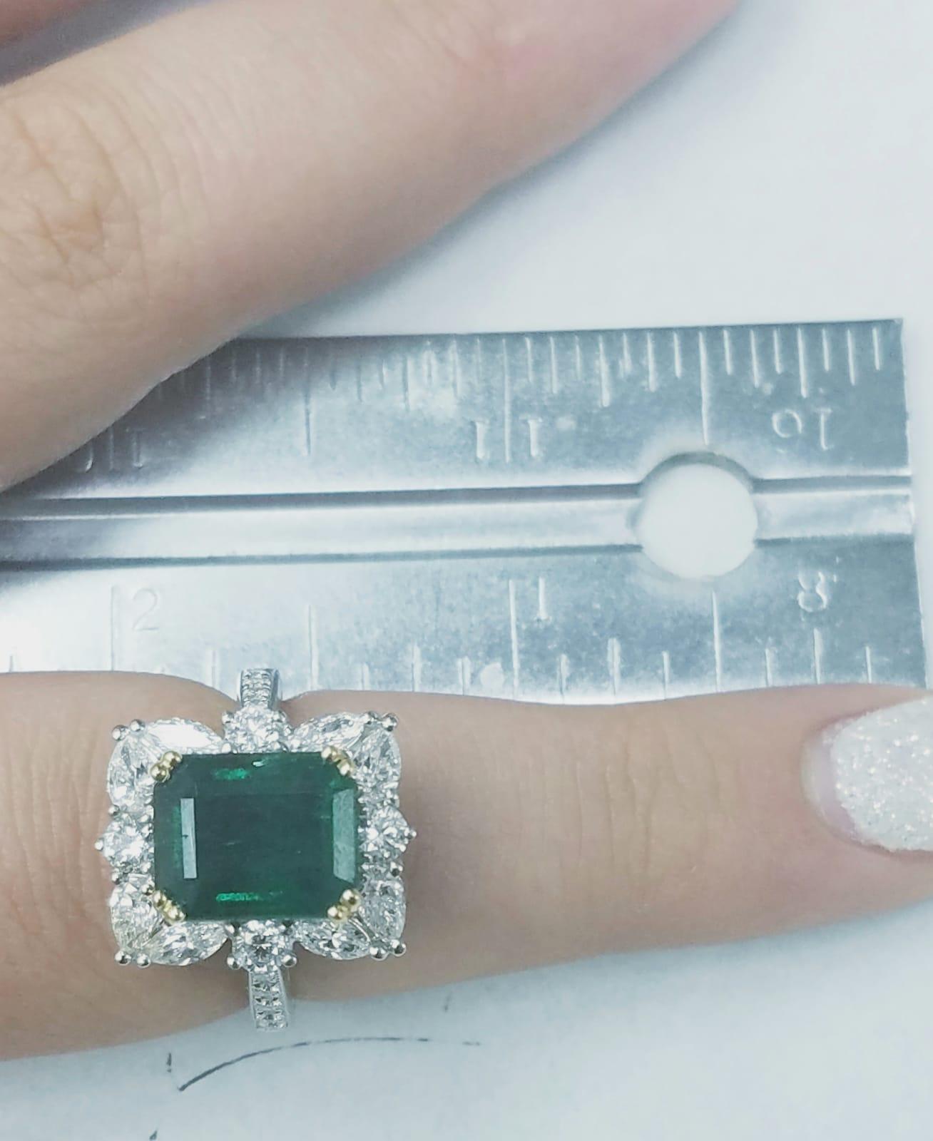 GIA Certified 18 Karat Gold Emerald Cut Emerald and Genuine Diamond Ring 17312 In New Condition In Great Neck, NY