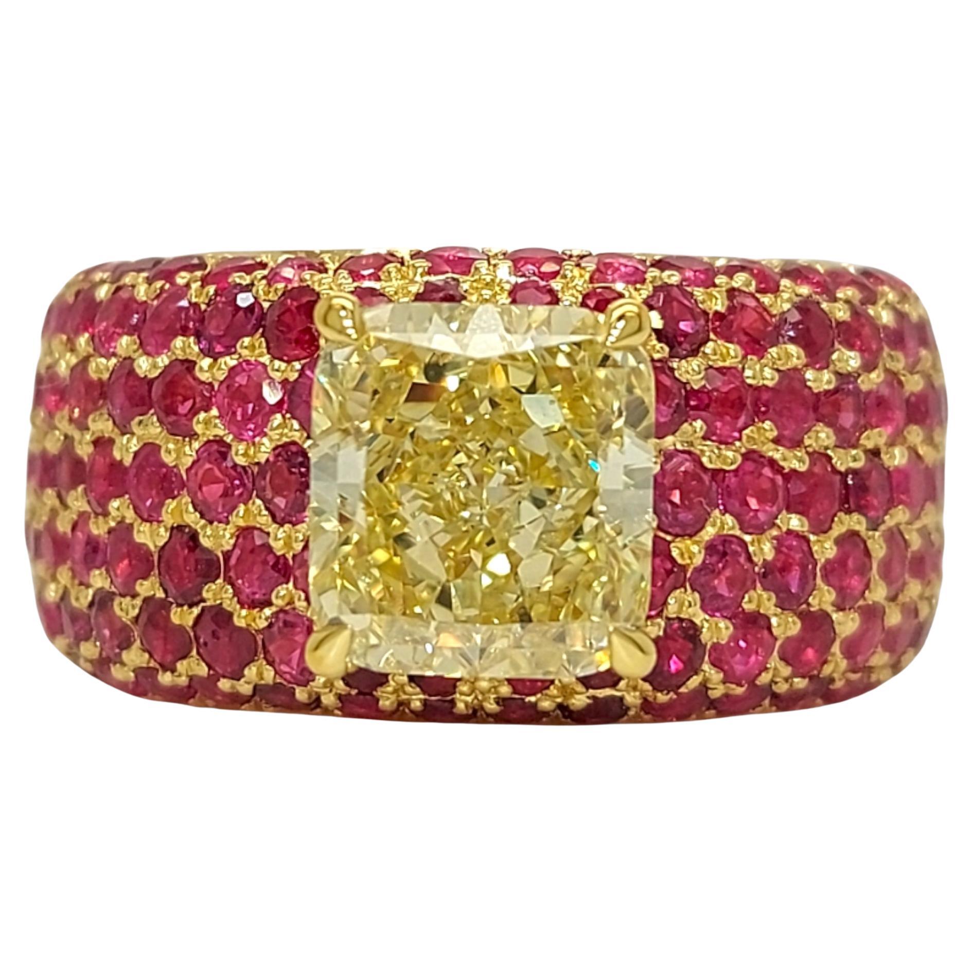GIA Certified 18kt Gold Ring with 3.06ct Fancy Yellow Diamond & 9.07ct Ruby For Sale