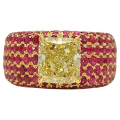 GIA Certified 18kt Gold Ring with 3.06ct Fancy Yellow Diamond & 9.07ct Ruby