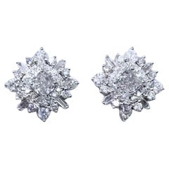 Pendientes de oro de 18 quilates con diamantes de 1,80 quilates certificados por el GIA