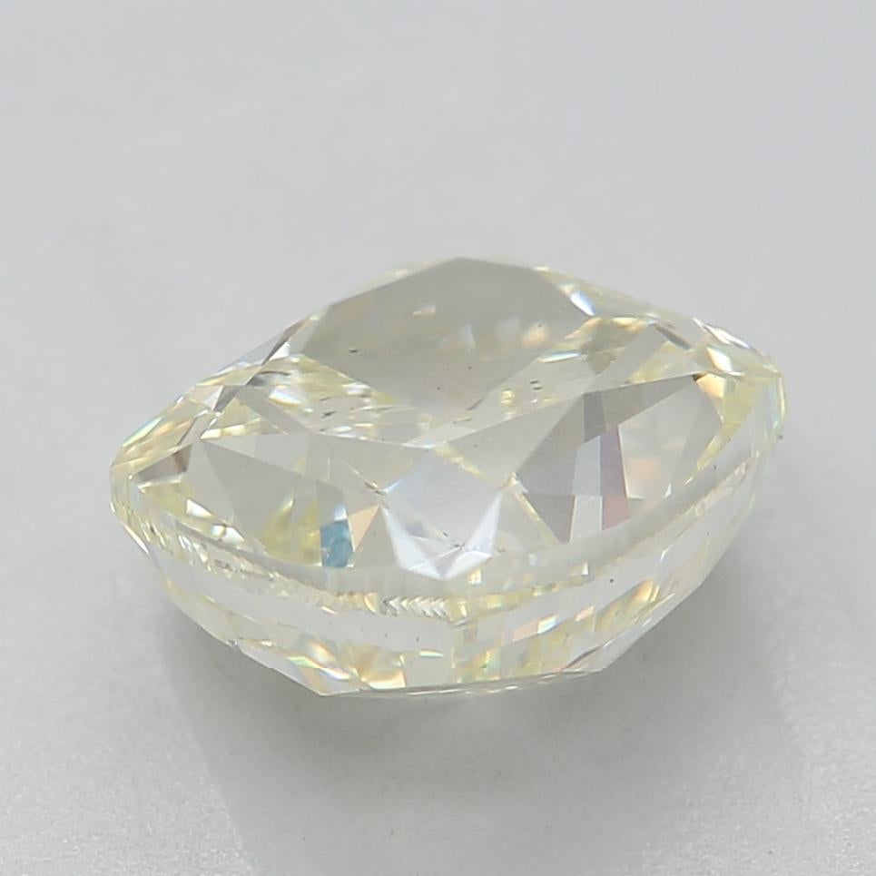 GIA Certified 1.80 Carat Fancy Light Brownish Grenish yellow SI1 Clarity Diamond In New Condition For Sale In บางรัก, TH
