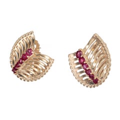 GIA Certified 1.80 Carat Natura Bright Red Ruby Lever Back Gold Fan Earrings