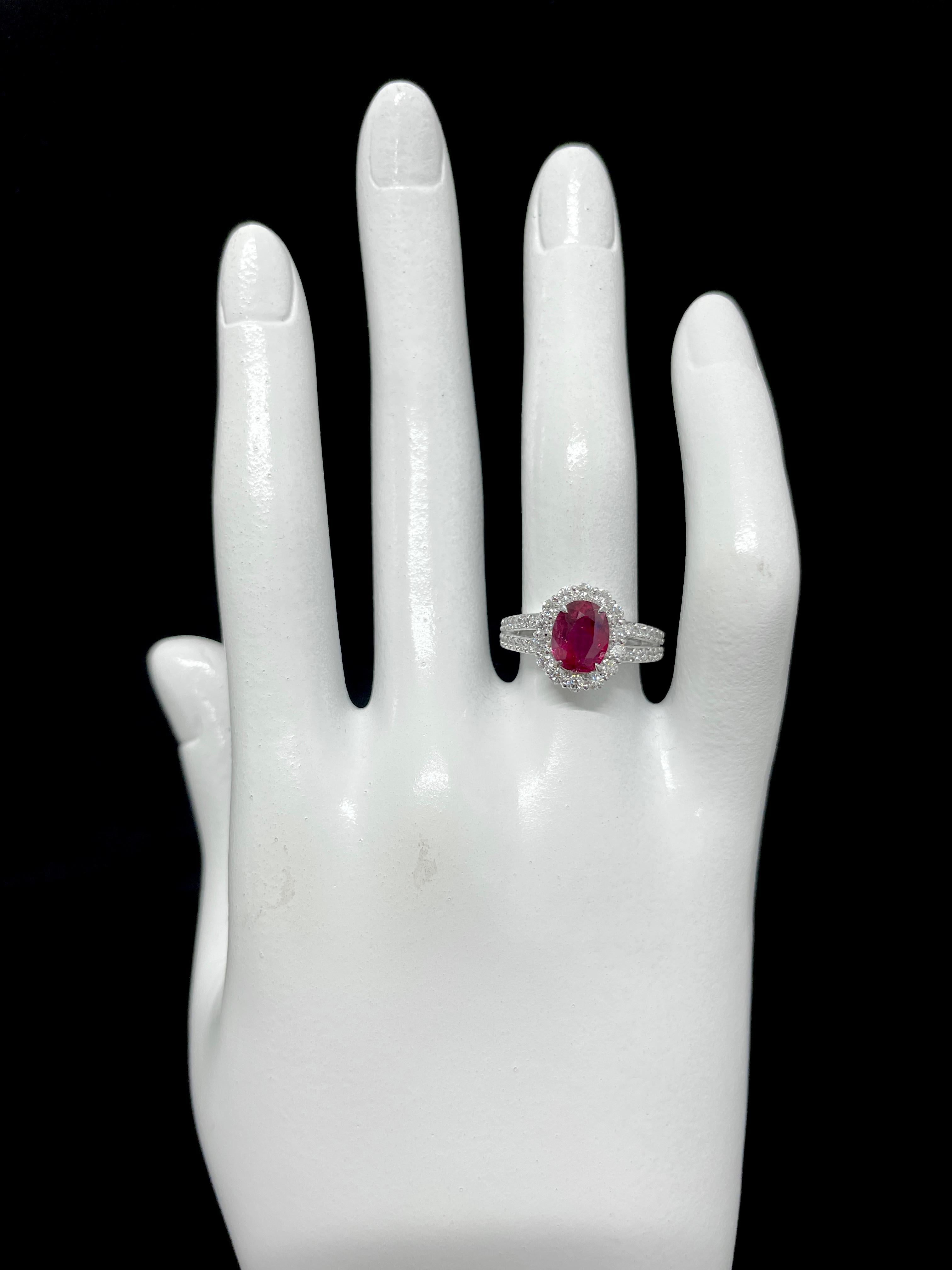 GIA-zertifizierter 1,80 Karat Siam 'Thailand' Rubin-Ring aus Platin 1