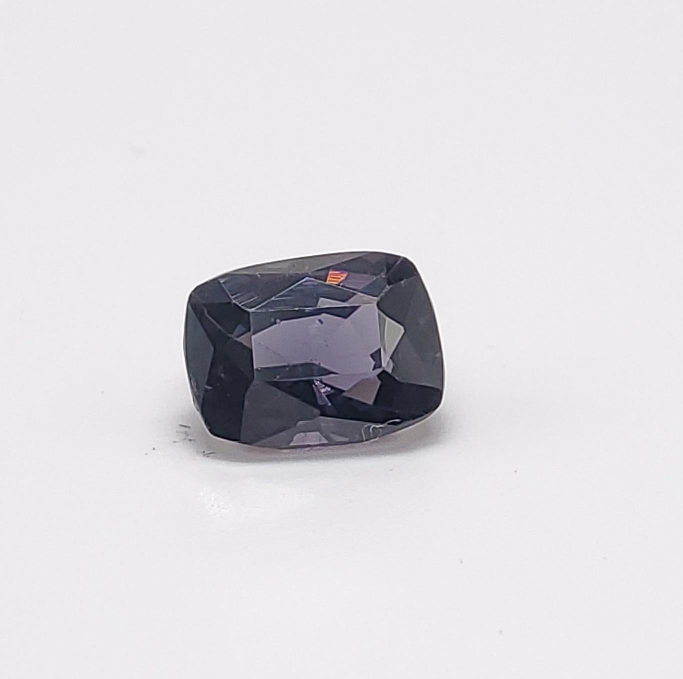 GIA Certified 1.81 Carat Spinel  For Sale 3