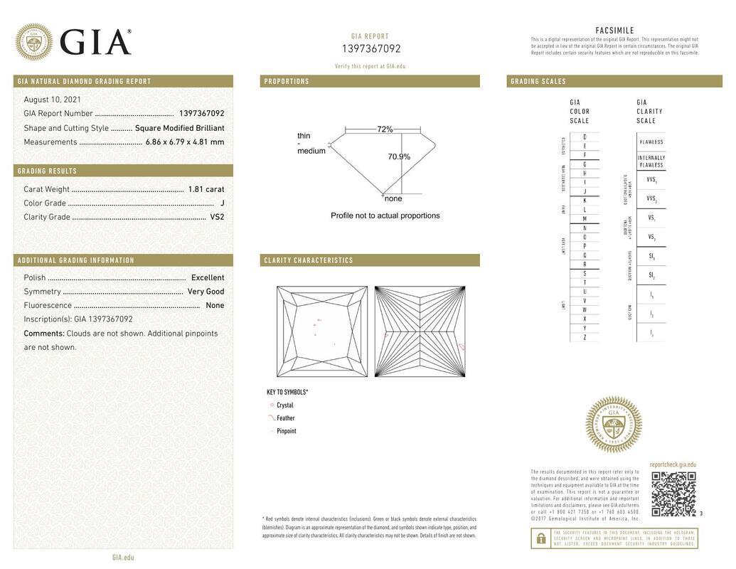 Contemporain GIA Certified 1.81 Carat Three-Stone Princess Cut (certifié par la GIA)  Bague en diamant en vente