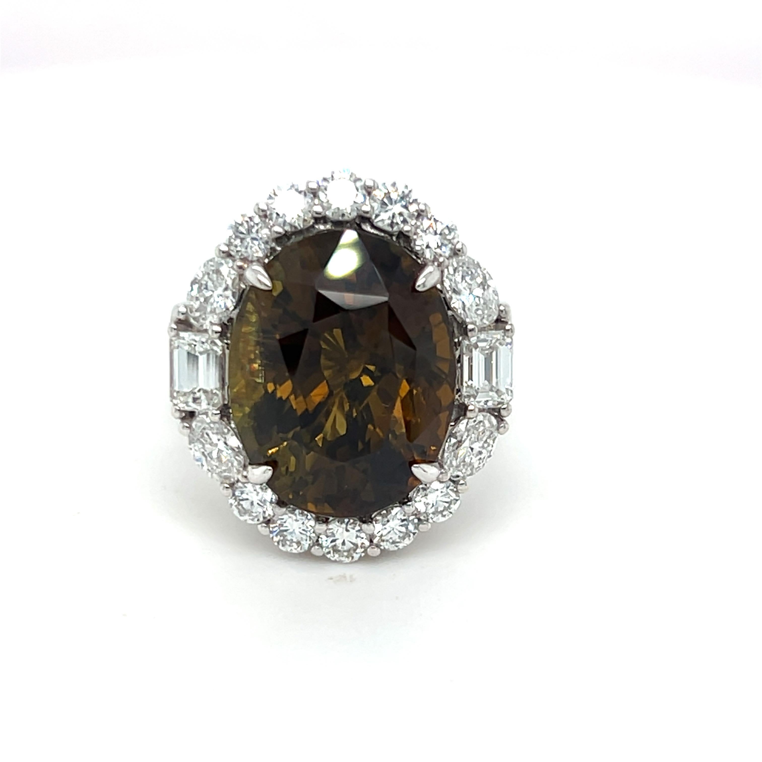 Women's GIA Certified 18.24 Carat Oval Cut  Alexandrite Diamond Cocktail Ring For Sale