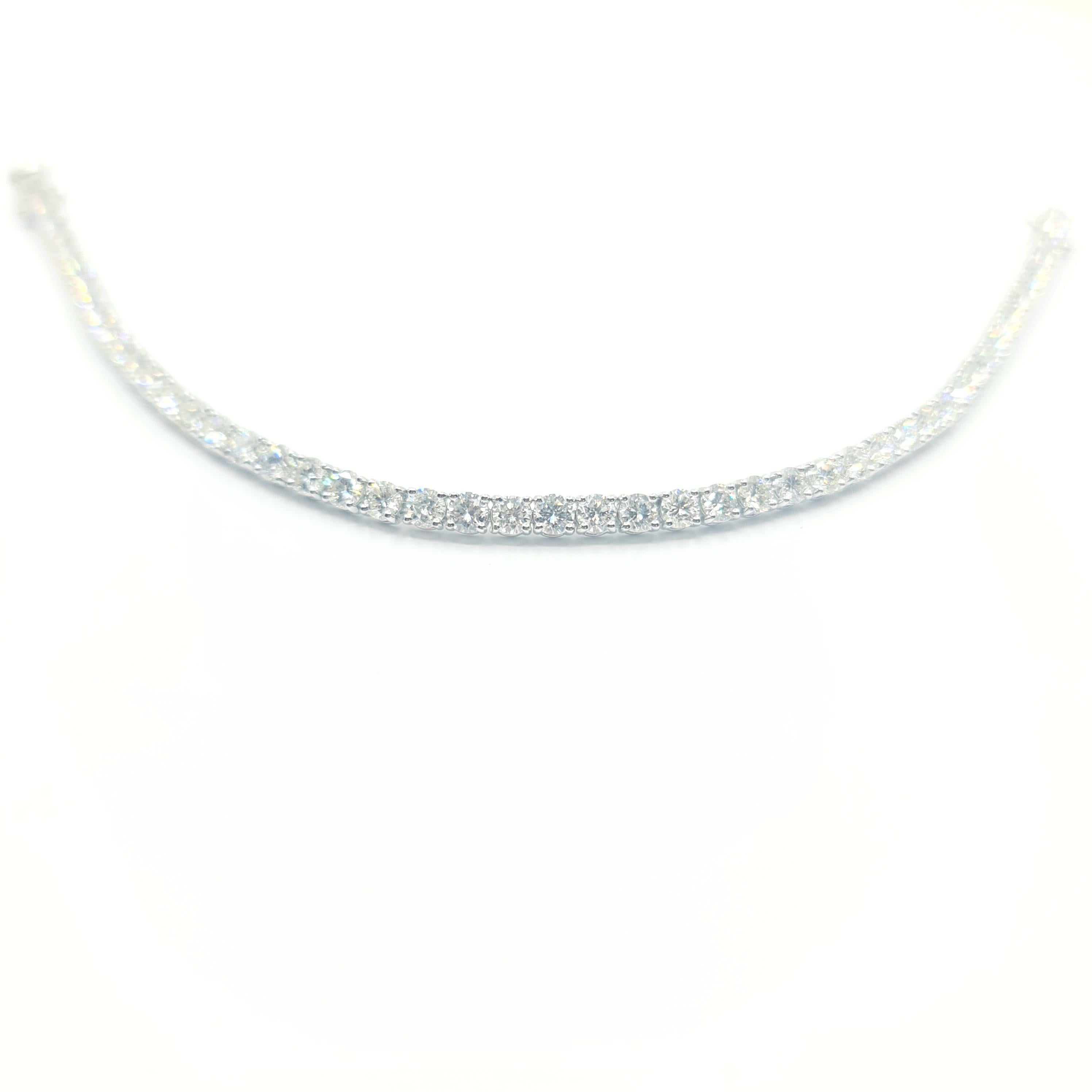 GIA Certified 16.75 Carat G-D/VVS2-FL Diamond Tennis Bracelet 18k White Gold For Sale 3