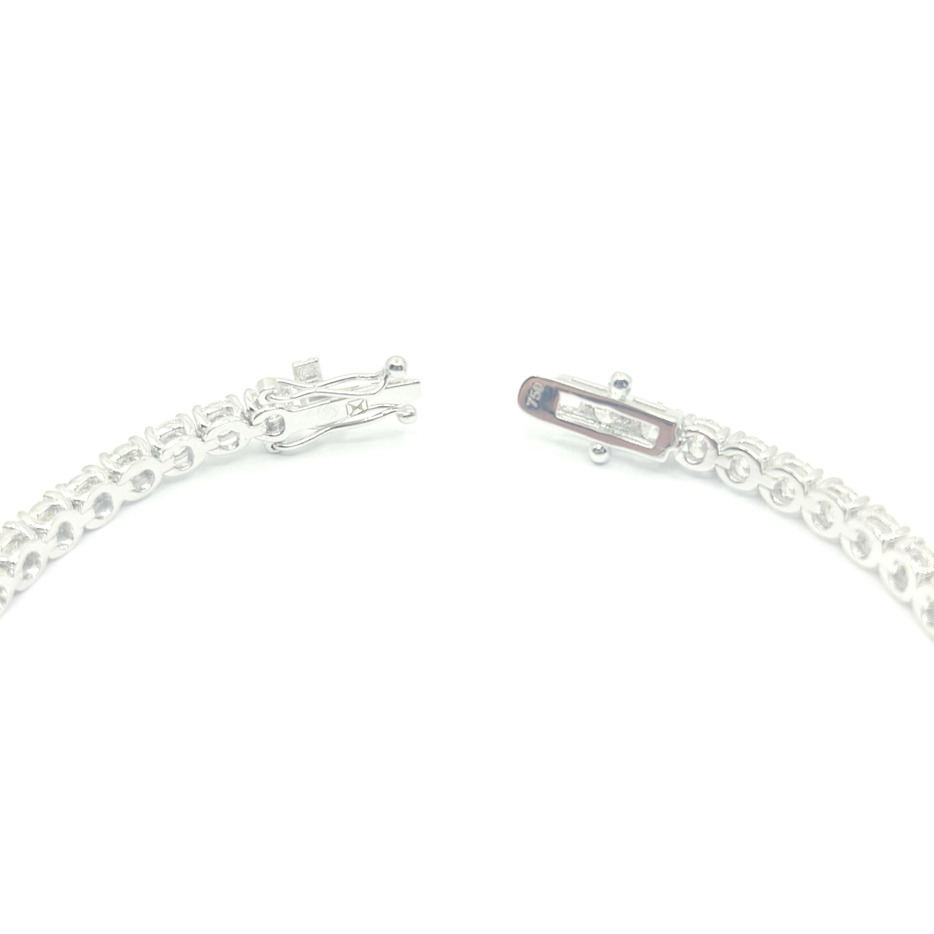 GIA Certified 16.75 Carat G-D/VVS2-FL Diamond Tennis Bracelet 18k White Gold For Sale 4