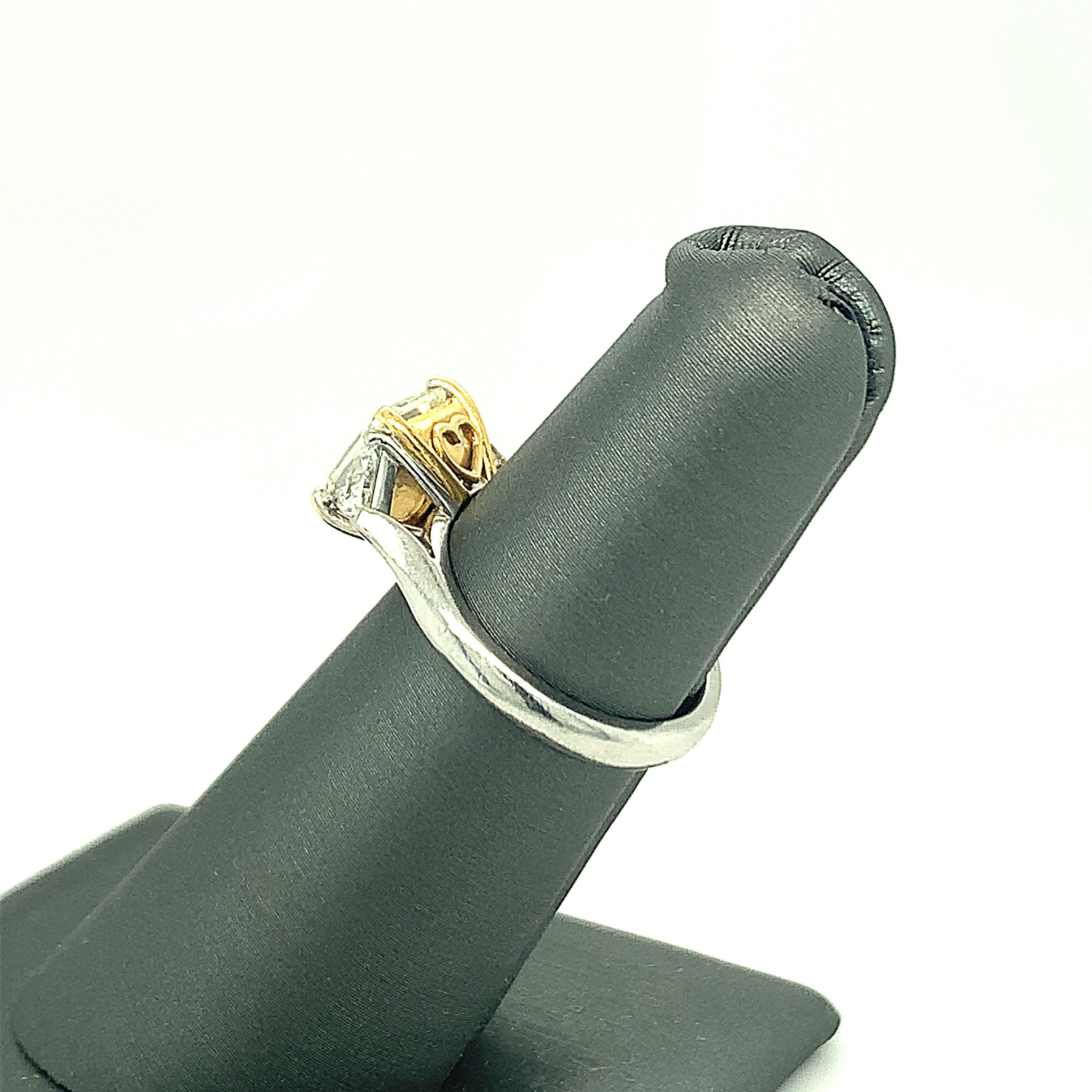 Women's GIA Certified 1.83 Carat Fancy Light Yellow Diamond Platinum Ring For Sale