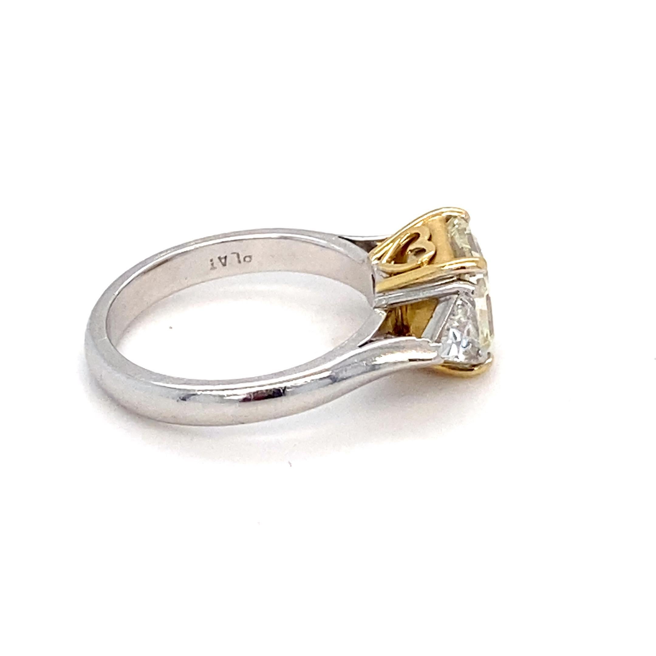 Women's GIA Certified 1.83 Carat Natural Fancy Light Yellow Diamond Engagement Ring