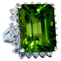 Bagues en or 14 carats avec diamants et péridot vert naturel certifié GIA de 18,53 carats