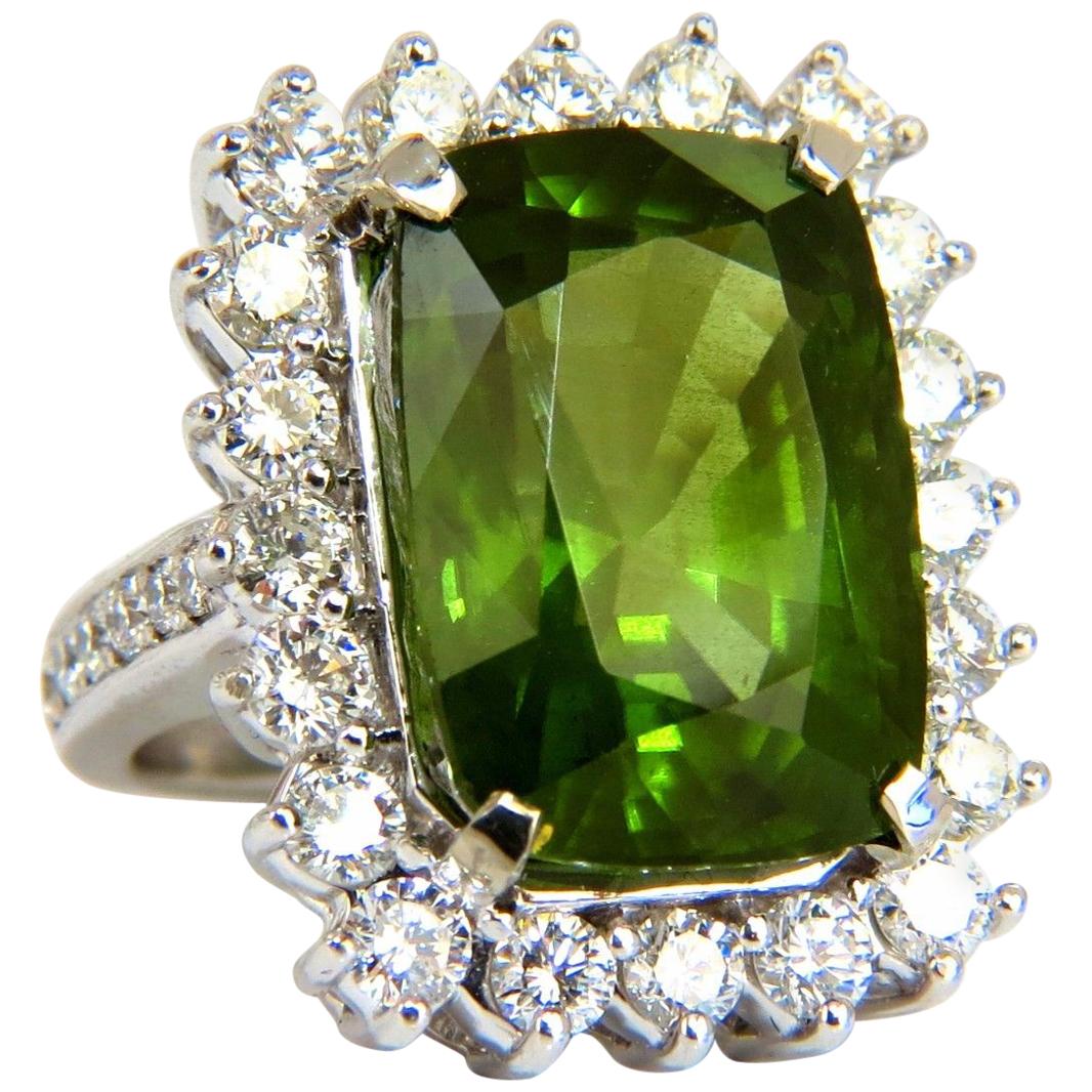 GIA Certified 12.15 Carat Natural Green Peridot Diamond Ring 14 Karat ...