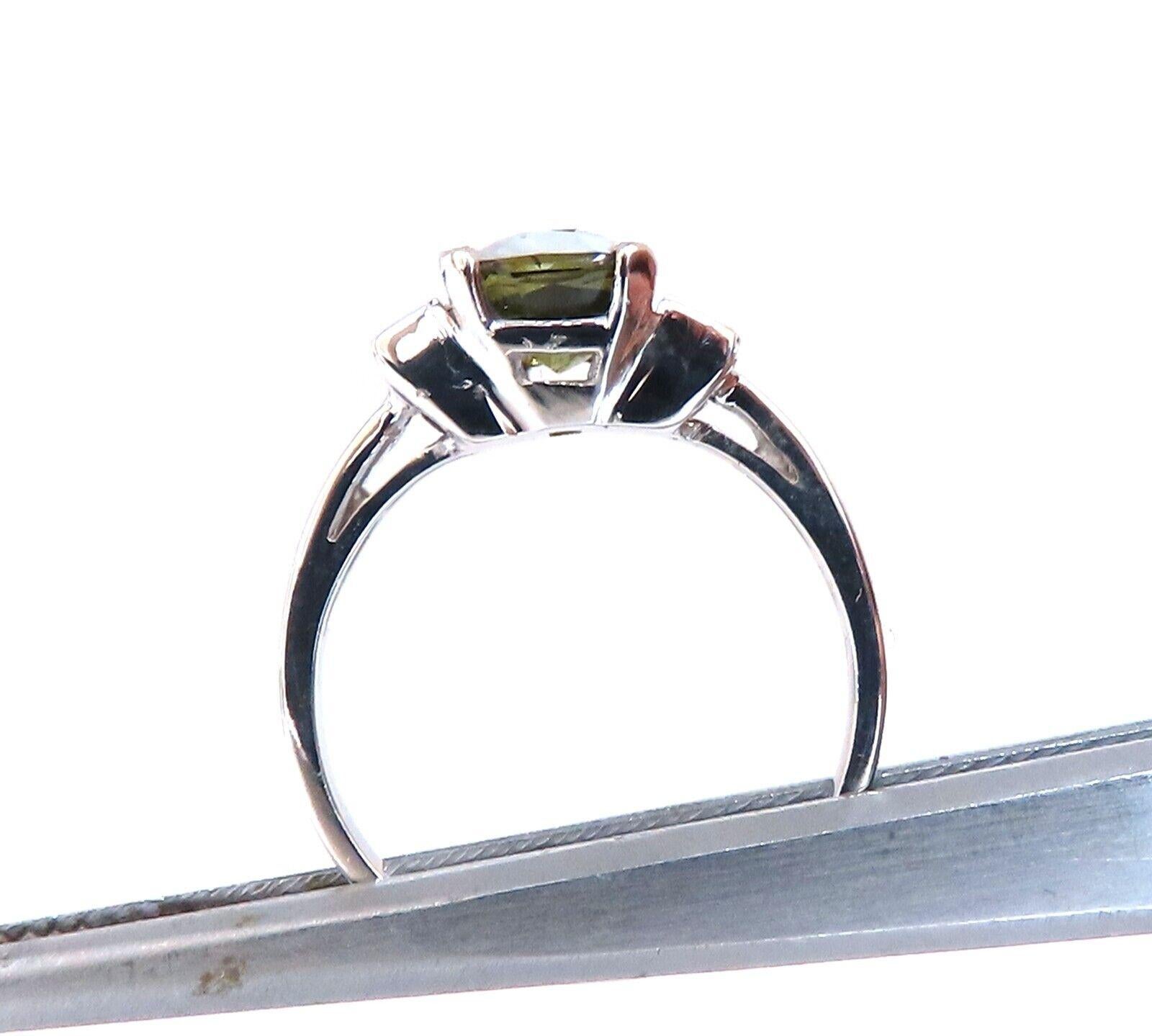 Cushion Cut GIA Certified 1.87ct Natural Color Change Alexandrite Diamond Ring 14kt For Sale