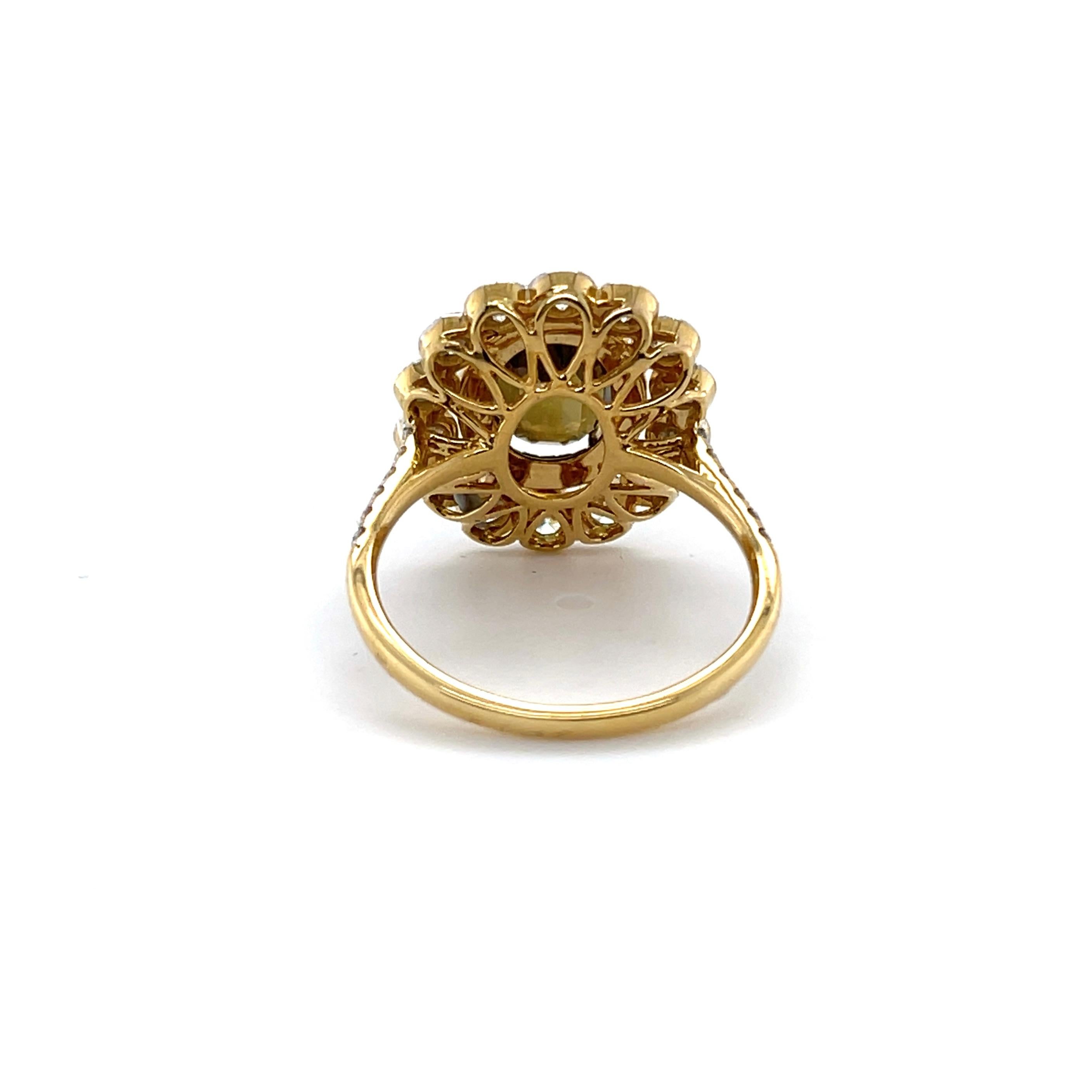 Im Angebot: GIA zertifizierter 18 Karat Gelbgold natürlicher Alexandrit & Diamant Kleid-Ring () 4