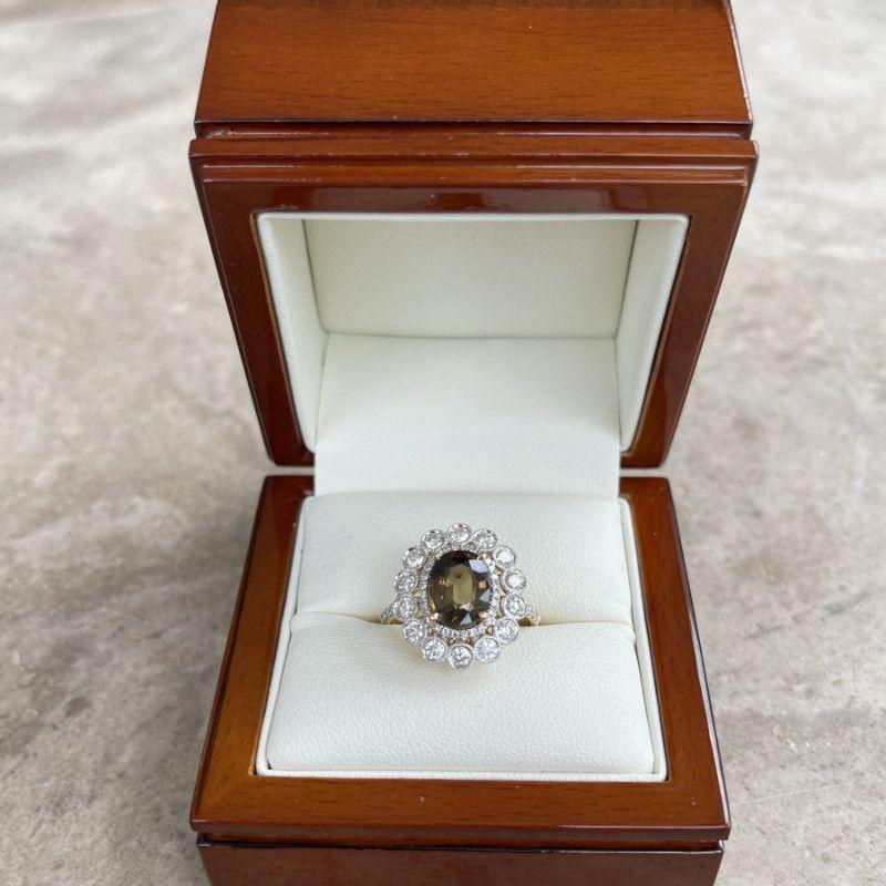 Im Angebot: GIA zertifizierter 18 Karat Gelbgold natürlicher Alexandrit & Diamant Kleid-Ring () 7