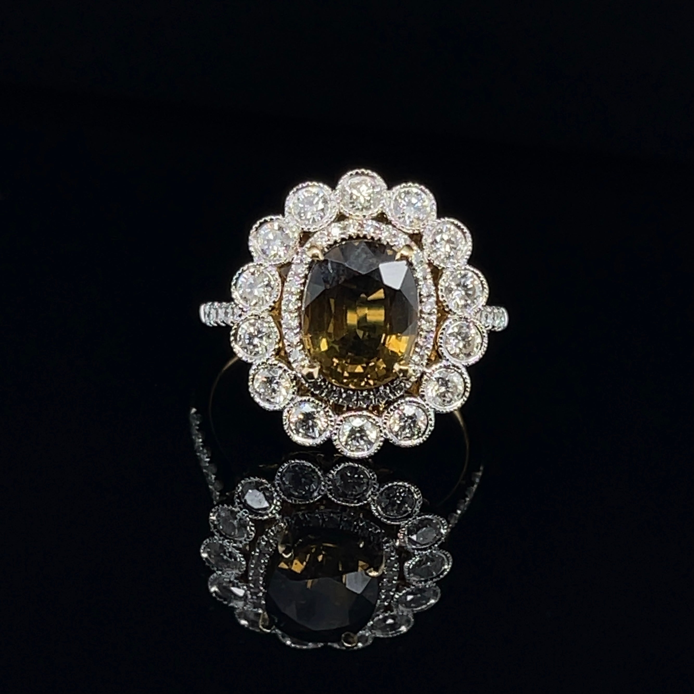 Im Angebot: GIA zertifizierter 18 Karat Gelbgold natürlicher Alexandrit & Diamant Kleid-Ring () 6