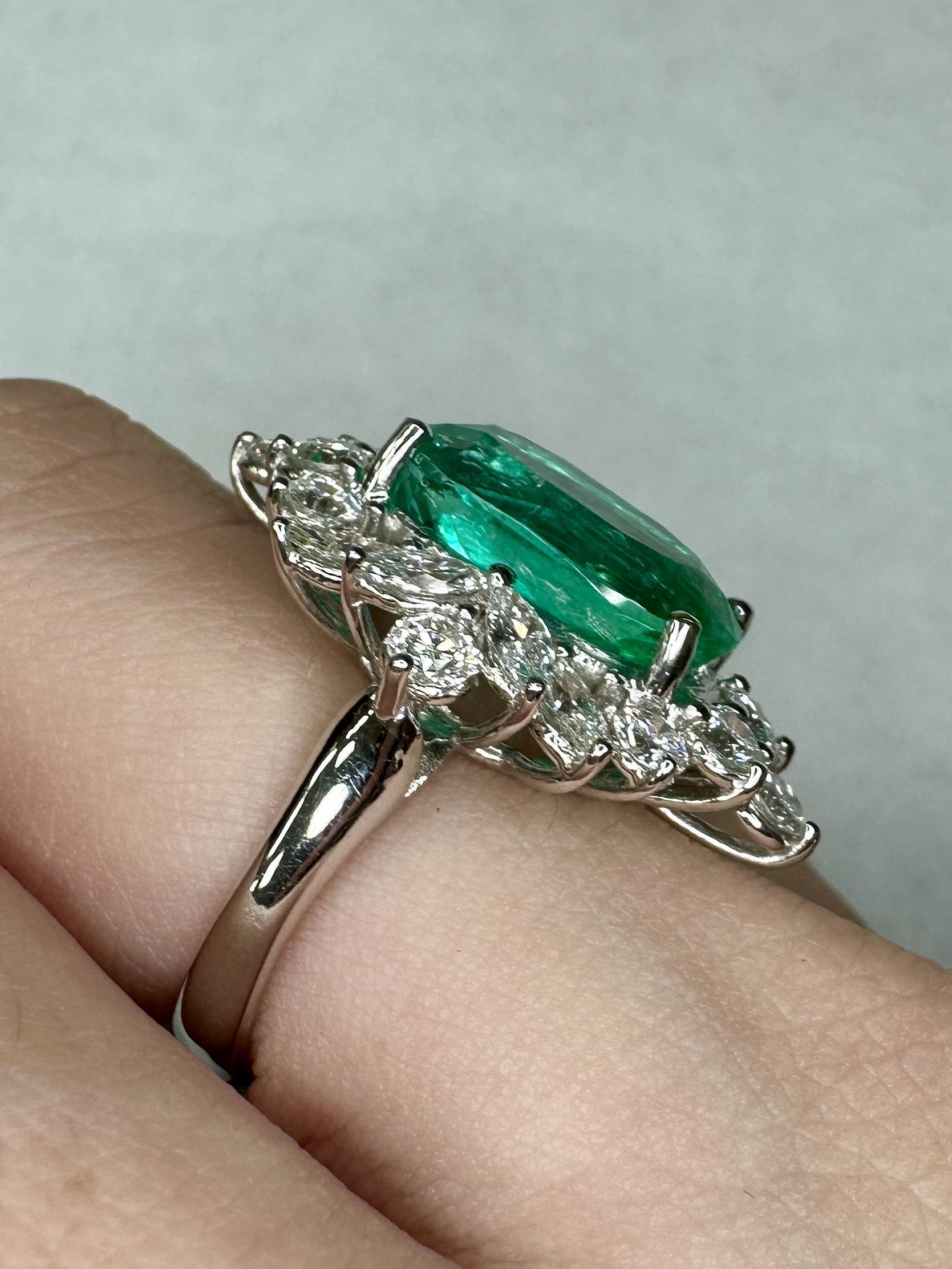 GIA Certified 18k Diamond and Emerald Ring For Sale 1