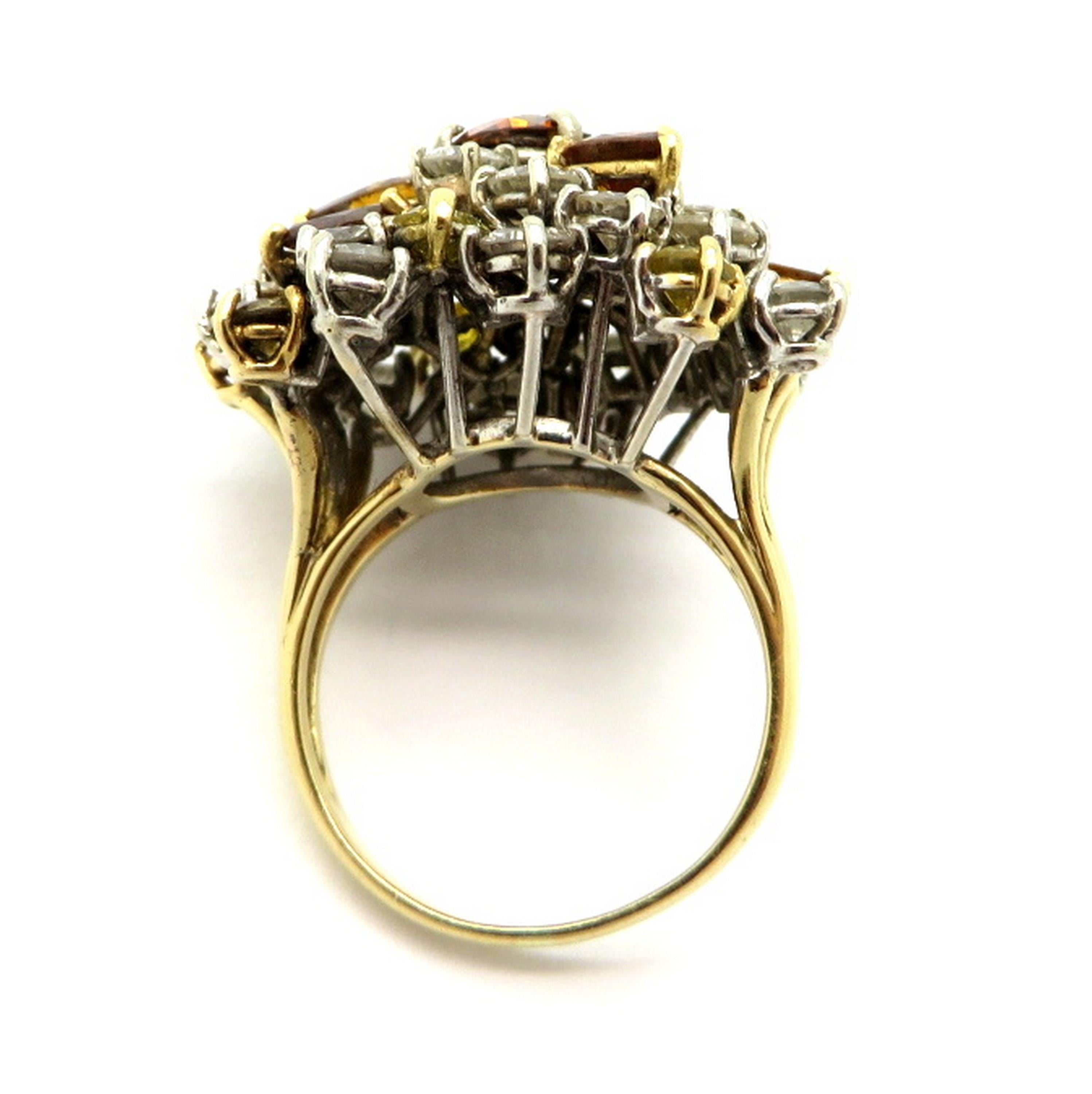 GIA-zertifizierter 18K zweifarbiger Estate-Cluster-Ring mit braunen und gelben Diamanten im Angebot 1