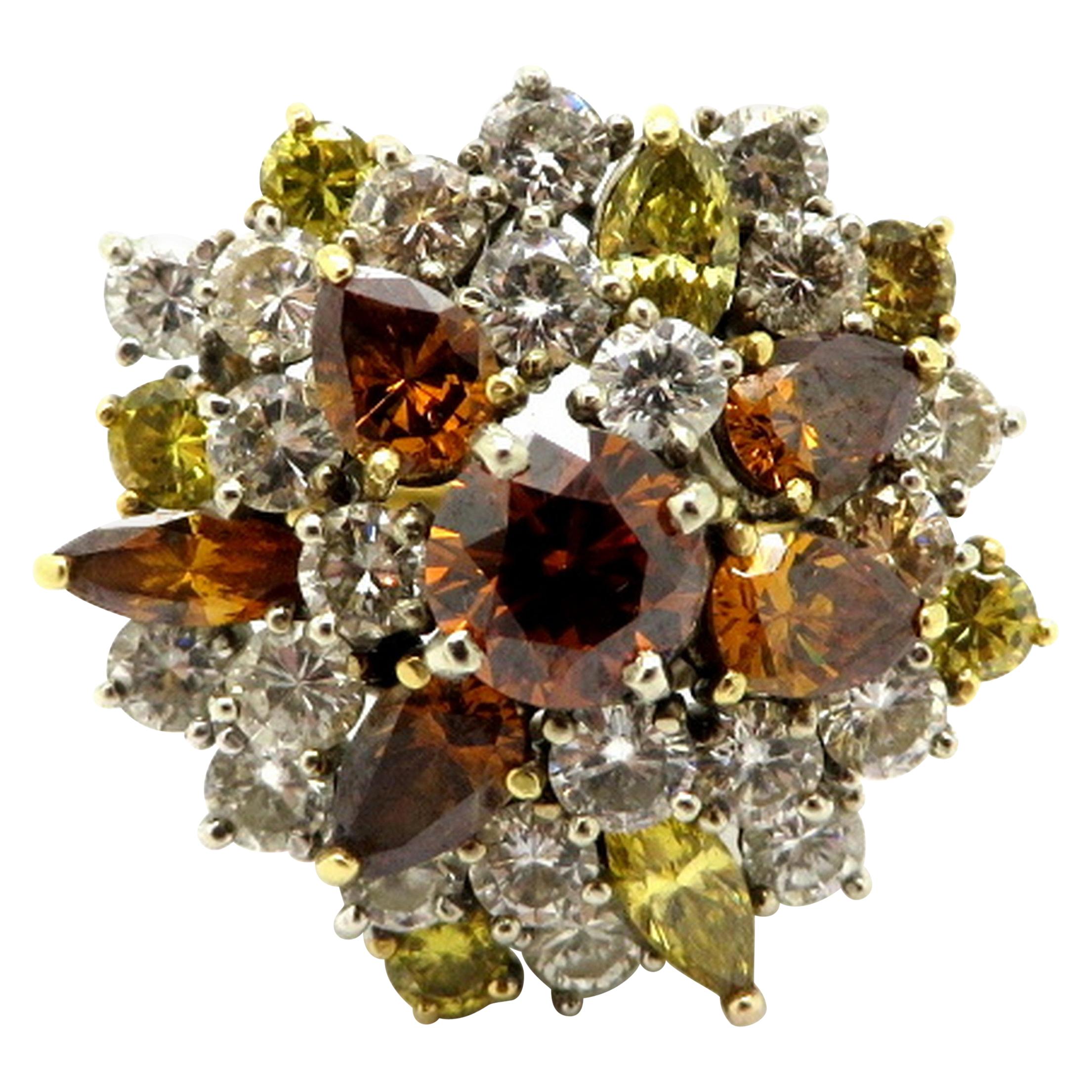 GIA-zertifizierter 18K zweifarbiger Estate-Cluster-Ring mit braunen und gelben Diamanten im Angebot