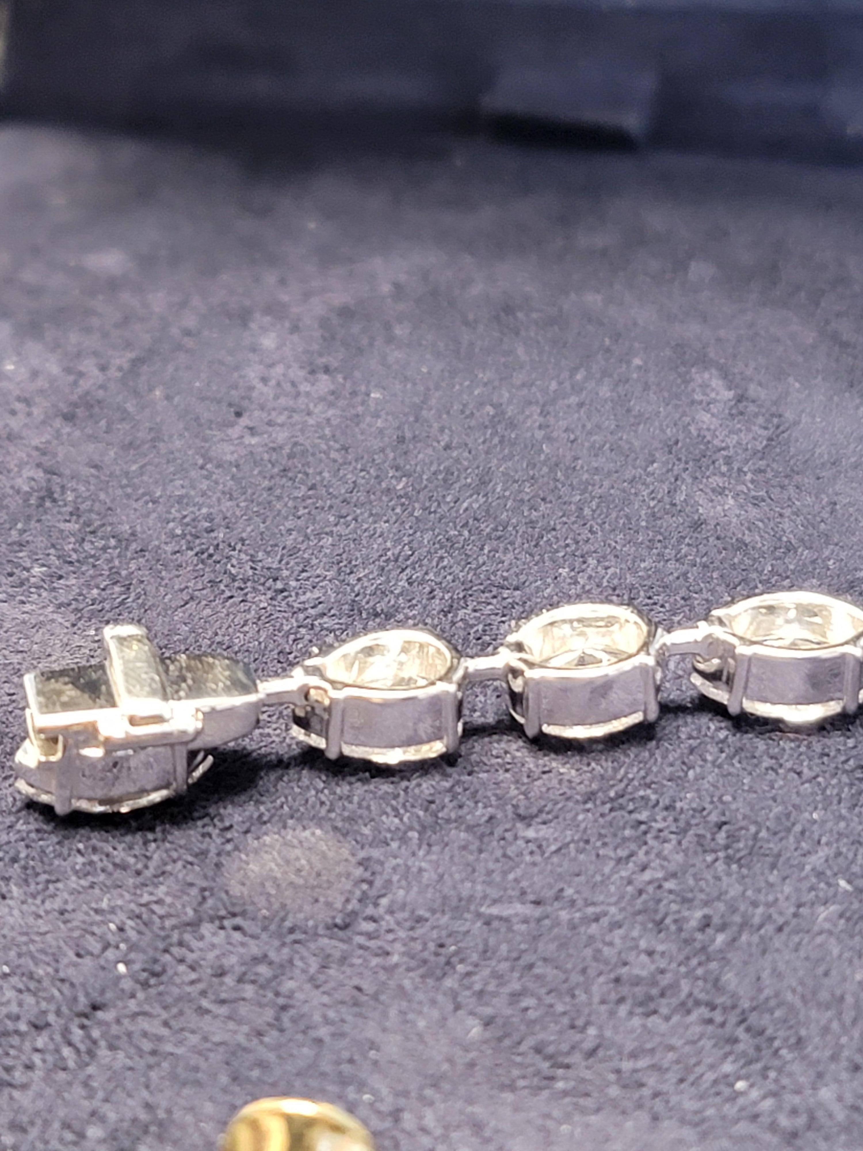 Taglio misto Bracciale Dimond a forma ovale, pera e marquise di Issac Nussbaum 18K WG 16,20Carati. in vendita