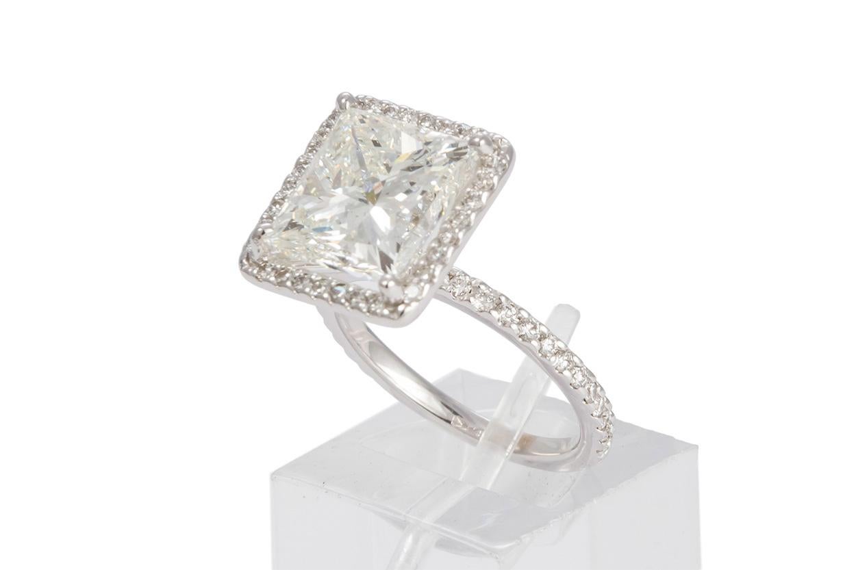 14k white gold princess halo diamond engagement ring