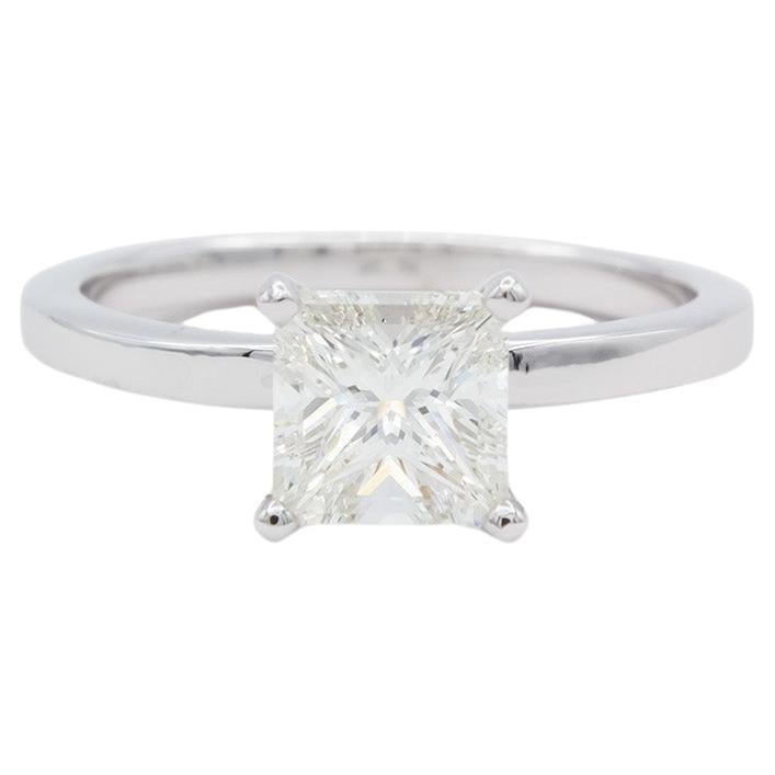 Anillo de compromiso solitario con diamante princesa y oro blanco de 18k certificado por GIA 1,50 ct