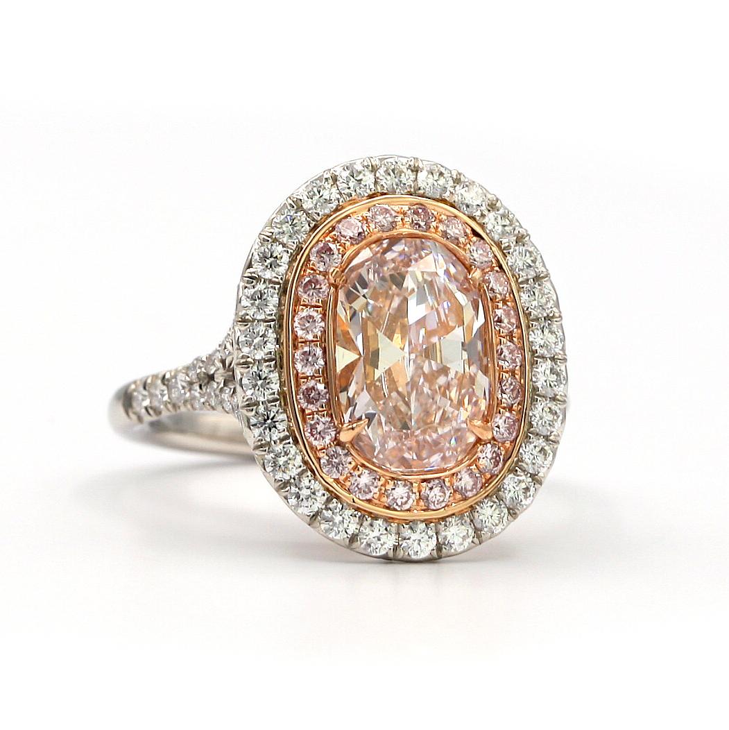 Women's or Men's GIA Certified 1.90 Carat Cushion Cut Light Pink Diamond  Ring For Sale