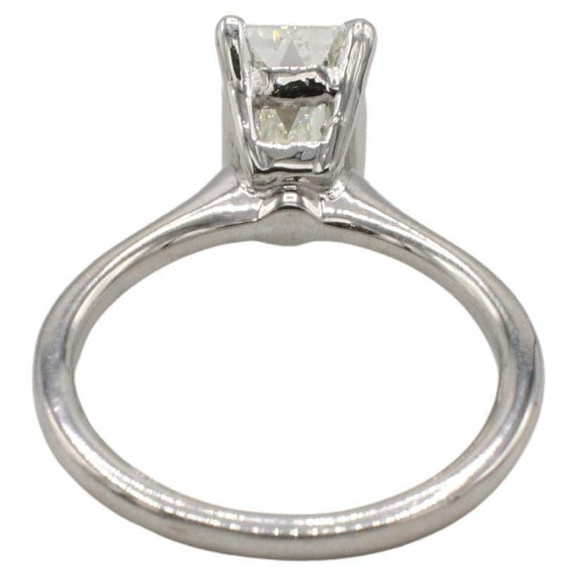 GIA Certified 1.90 Emerald Cut K VS1 Natural Diamond Solitaire Engagement Ring In Excellent Condition For Sale In  Baltimore, MD