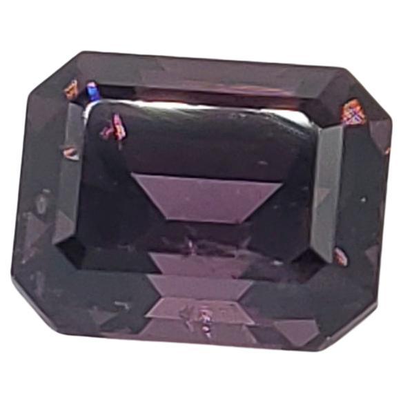 GIA Certified 1.91 Carat Spinel For Sale