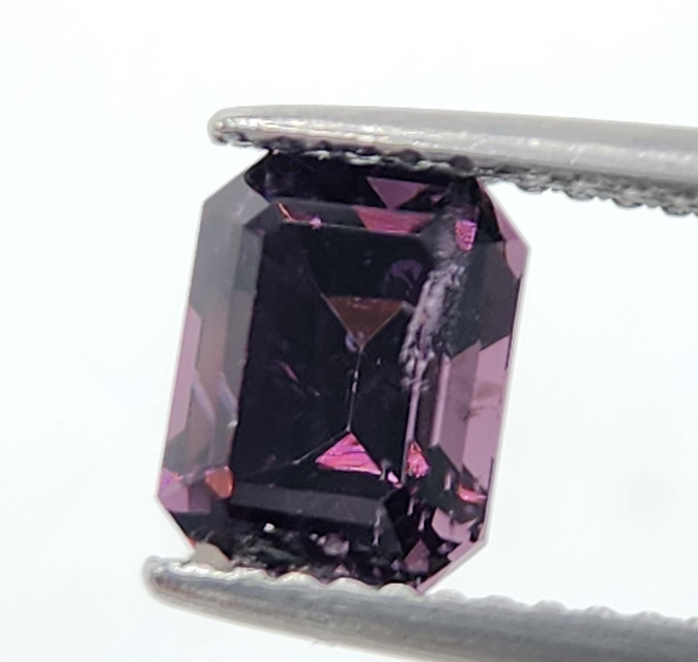Ottagono Spinello certificato GIA da 1.91 carati in vendita