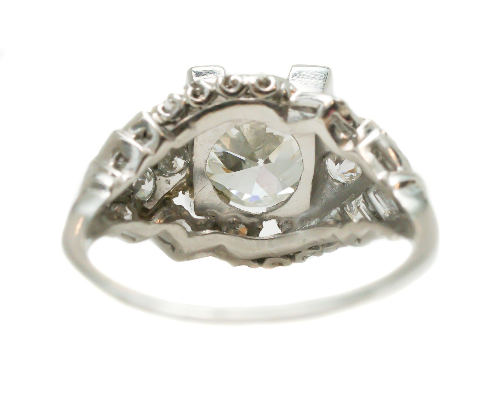 Taille ronde Bague de fiançailles Art déco en platine avec diamants de 1,53 carat, certifiés GIA, 1920 en vente