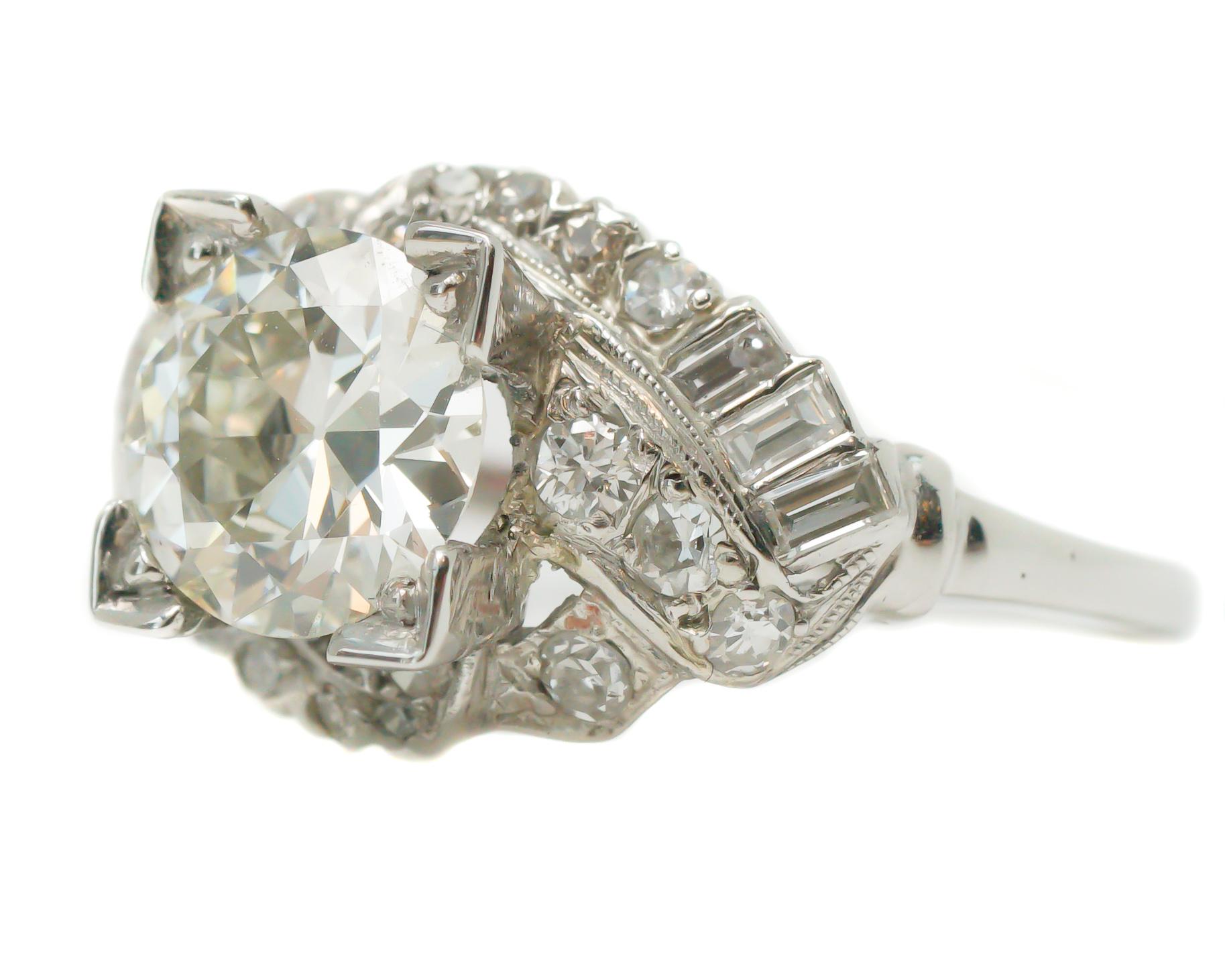 GIA Certified 1920 Art Deco 1.53 Carat Diamond Platinum Engagement Ring In Good Condition For Sale In Atlanta, GA