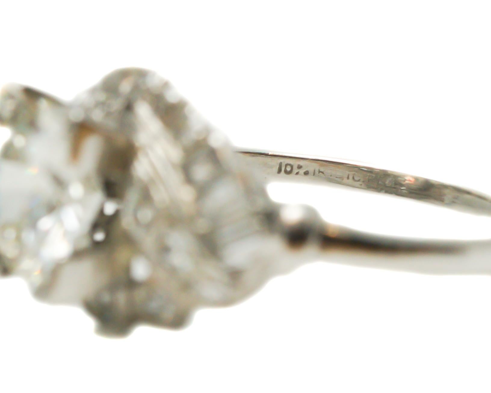 Bague de fiançailles Art déco en platine avec diamants de 1,53 carat, certifiés GIA, 1920 en vente 2