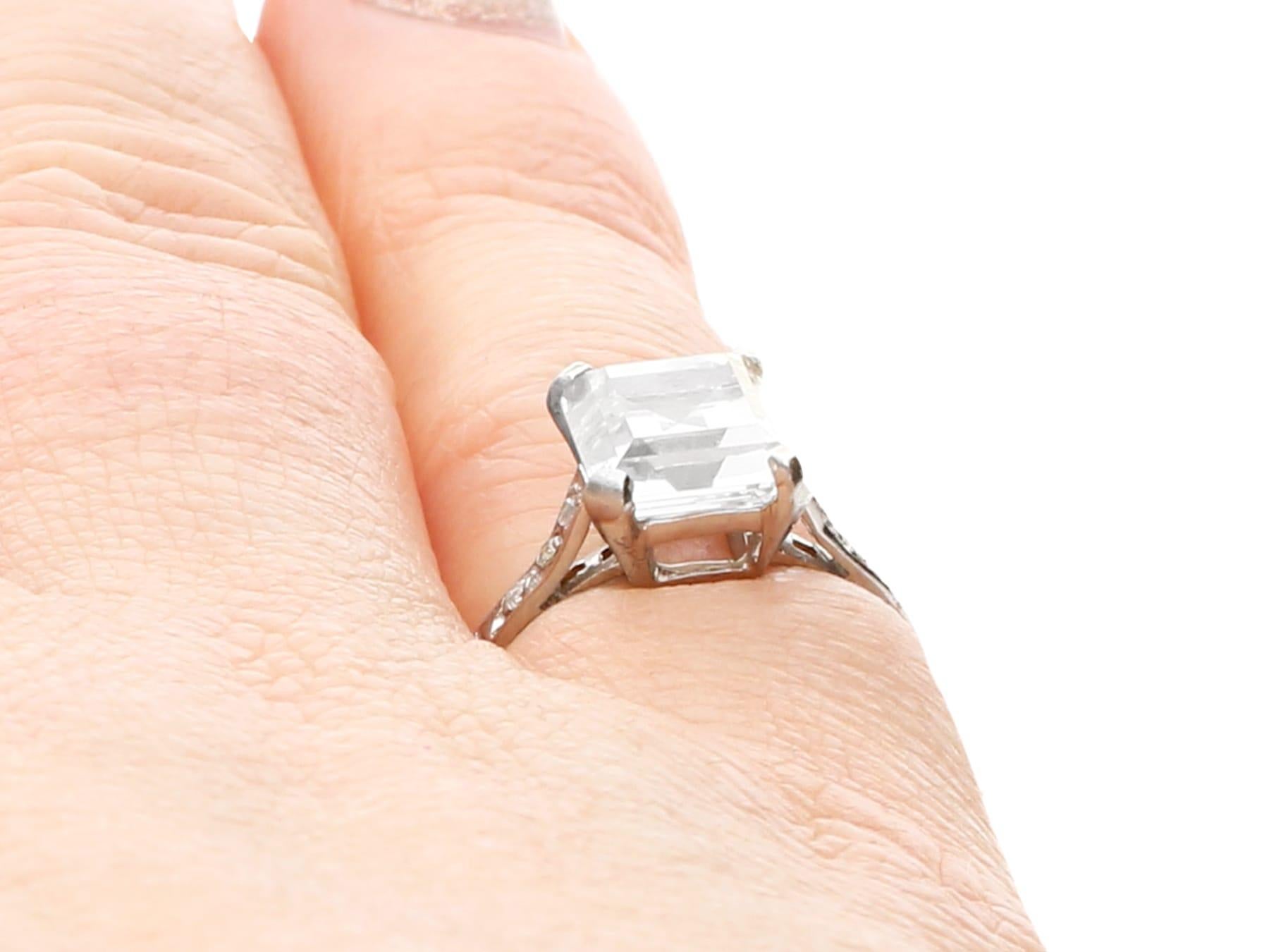 GIA Certified 2.84 Carat Diamond and Solitaire Engagement Ring in Platinum For Sale 6