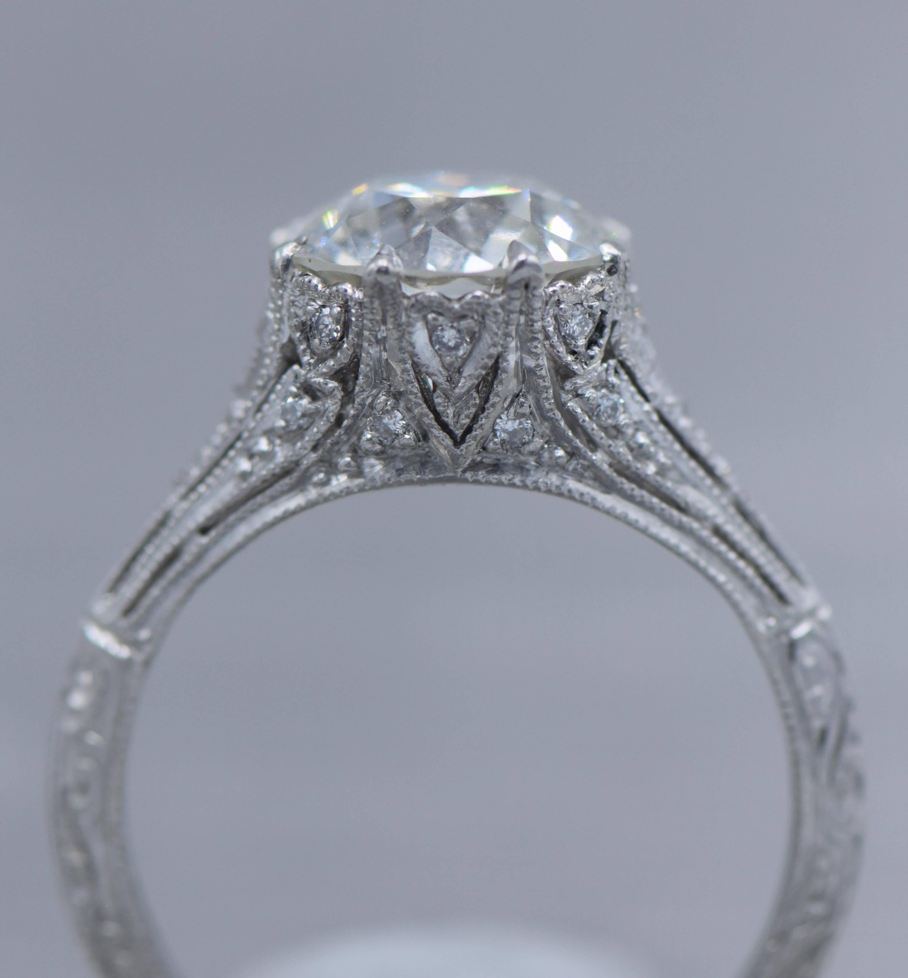 GIA Certified 1.94 Carat Diamond and Platinum Ring In Excellent Condition In New York, NY