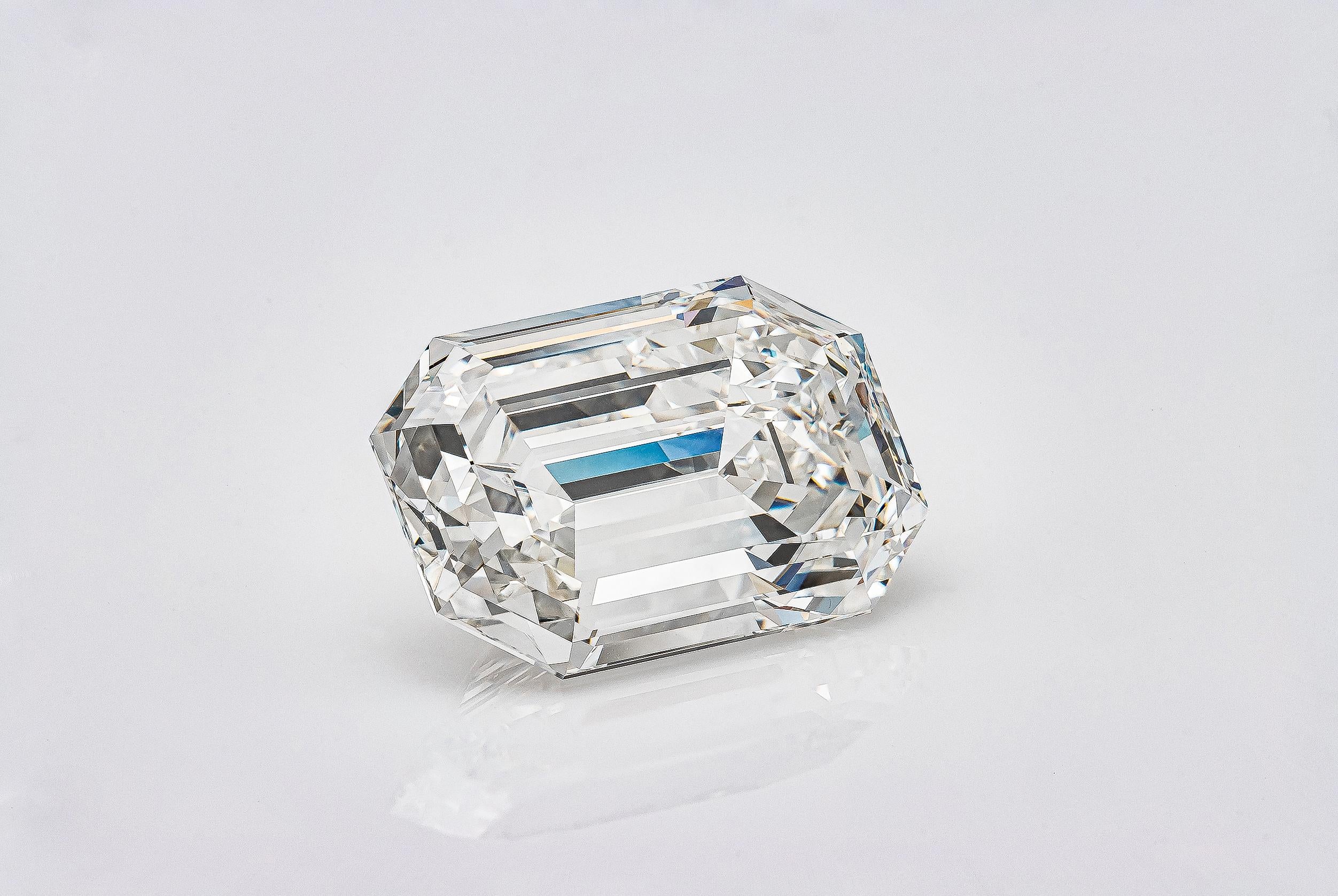 GIA Certified 19.43 Carat Emerald Cut Diamond, H-VVS2 In New Condition In New York, NY